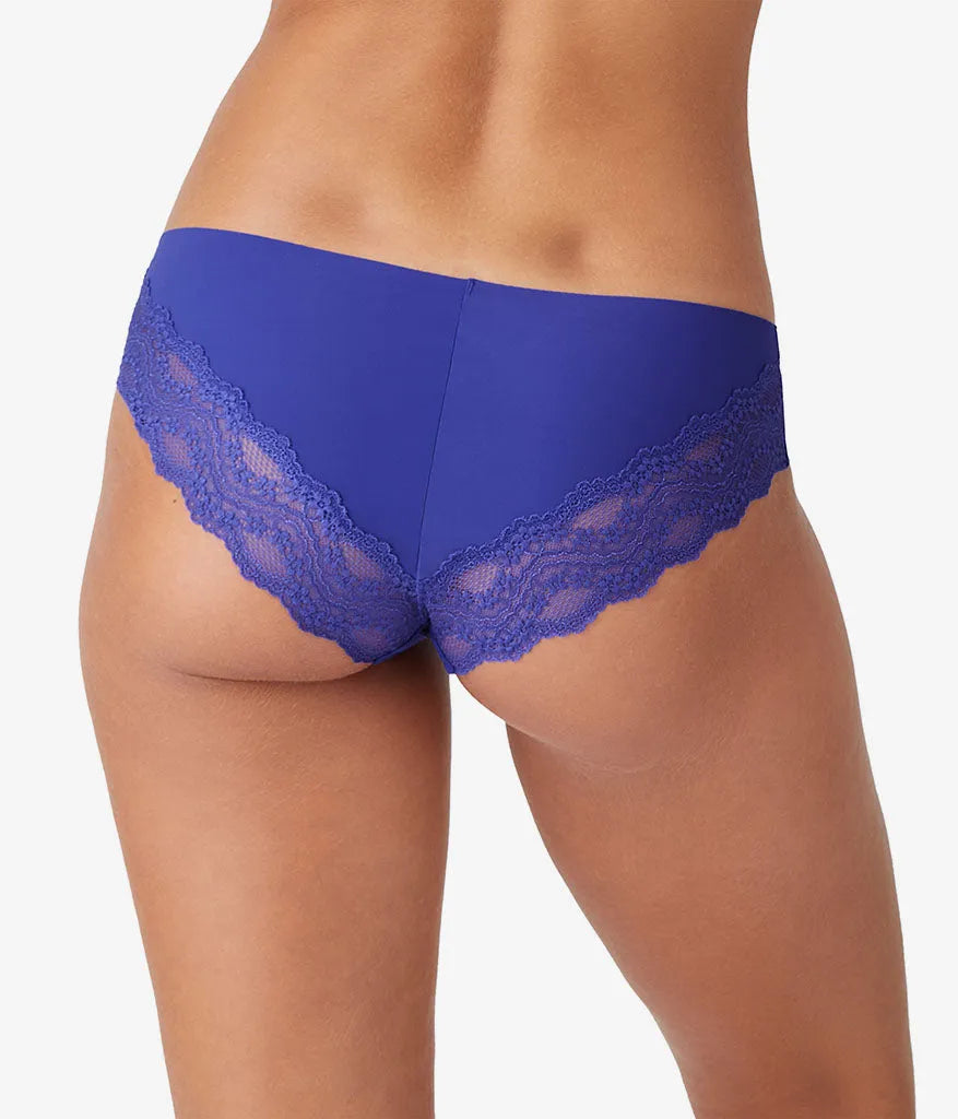 b.bare Cheeky: Spectrum Blue