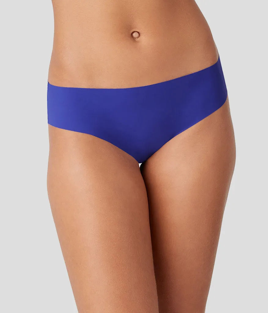 b.bare Cheeky: Bel Air Blue