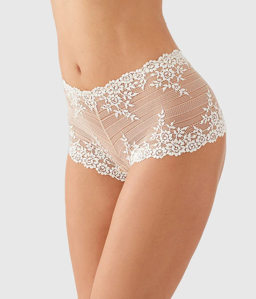 Embrace Lace® Boyshort: Sand/Ivory
