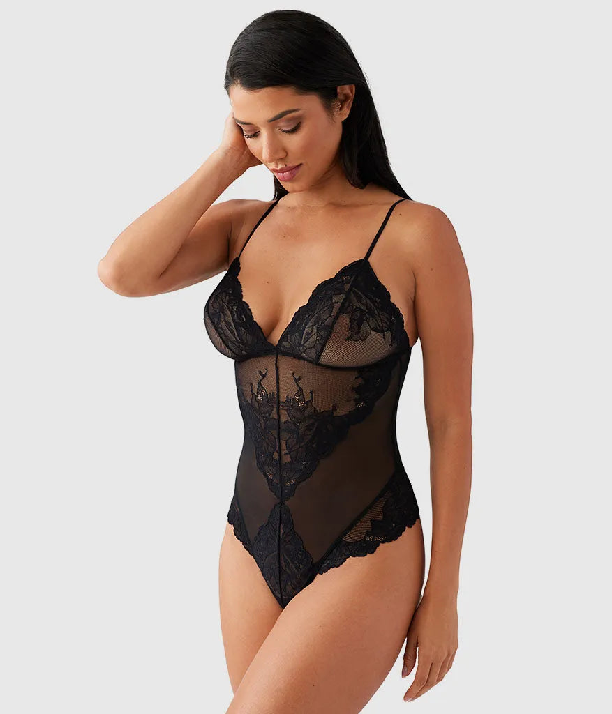 Vivid Attraction Bodysuit: Black