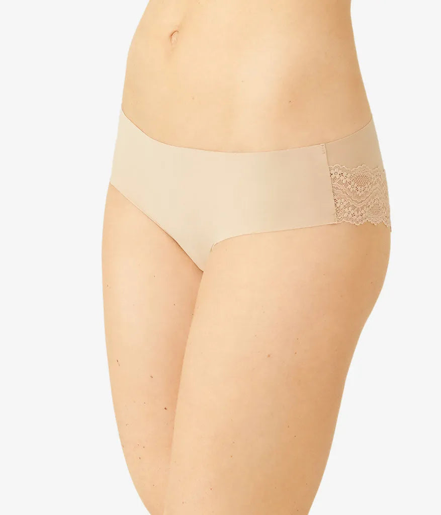 b.bare Cheeky: Au Natural